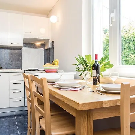 Two-bedroom In I Malinska