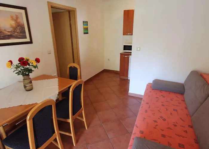 Two-bedroom In I Lägenhet