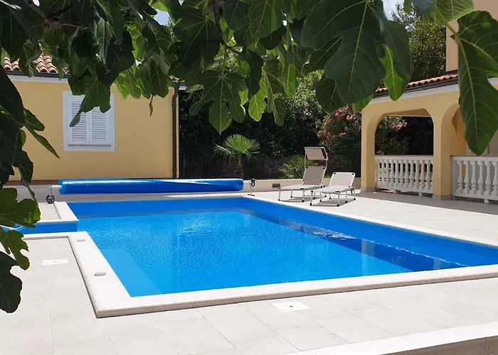 Two-bedroom In I Malinska