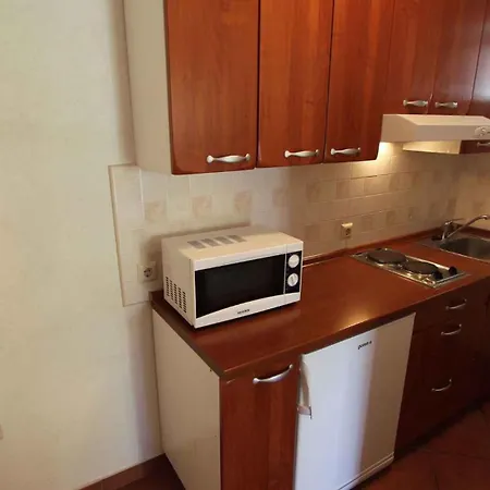 Two-bedroom In I Malinska