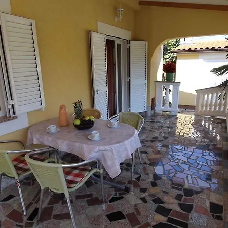 Two-bedroom In I Malinska
