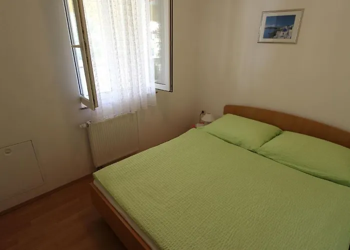 Two-bedroom In I * Malinska
