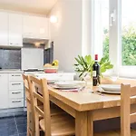 Two-bedroom In I Malinska