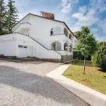 Lejlighed Two-bedroom In I *